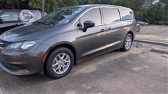 2021 Chrysler Voyager 