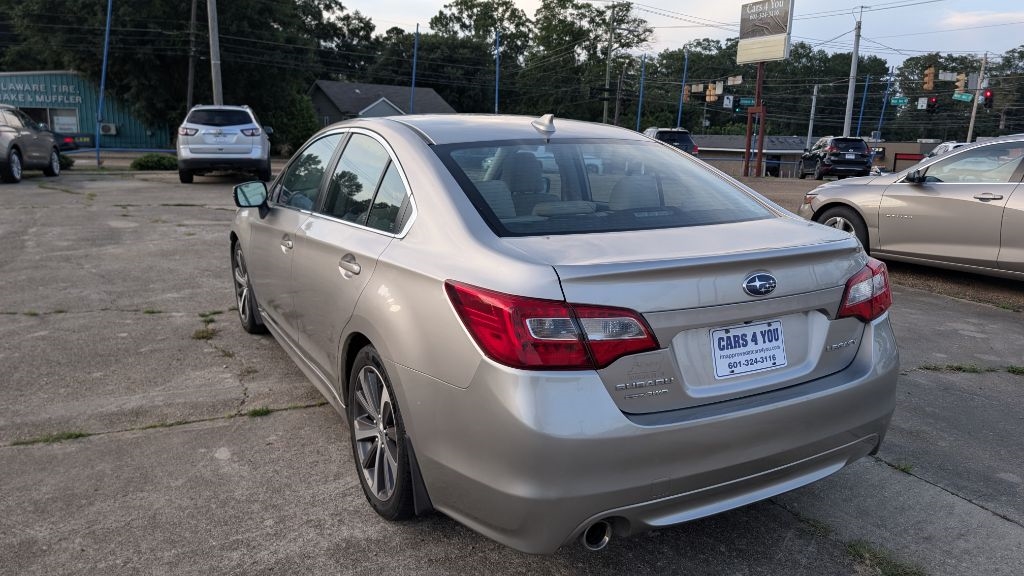 2016 Subaru Legacy 2.5i Limited's photo