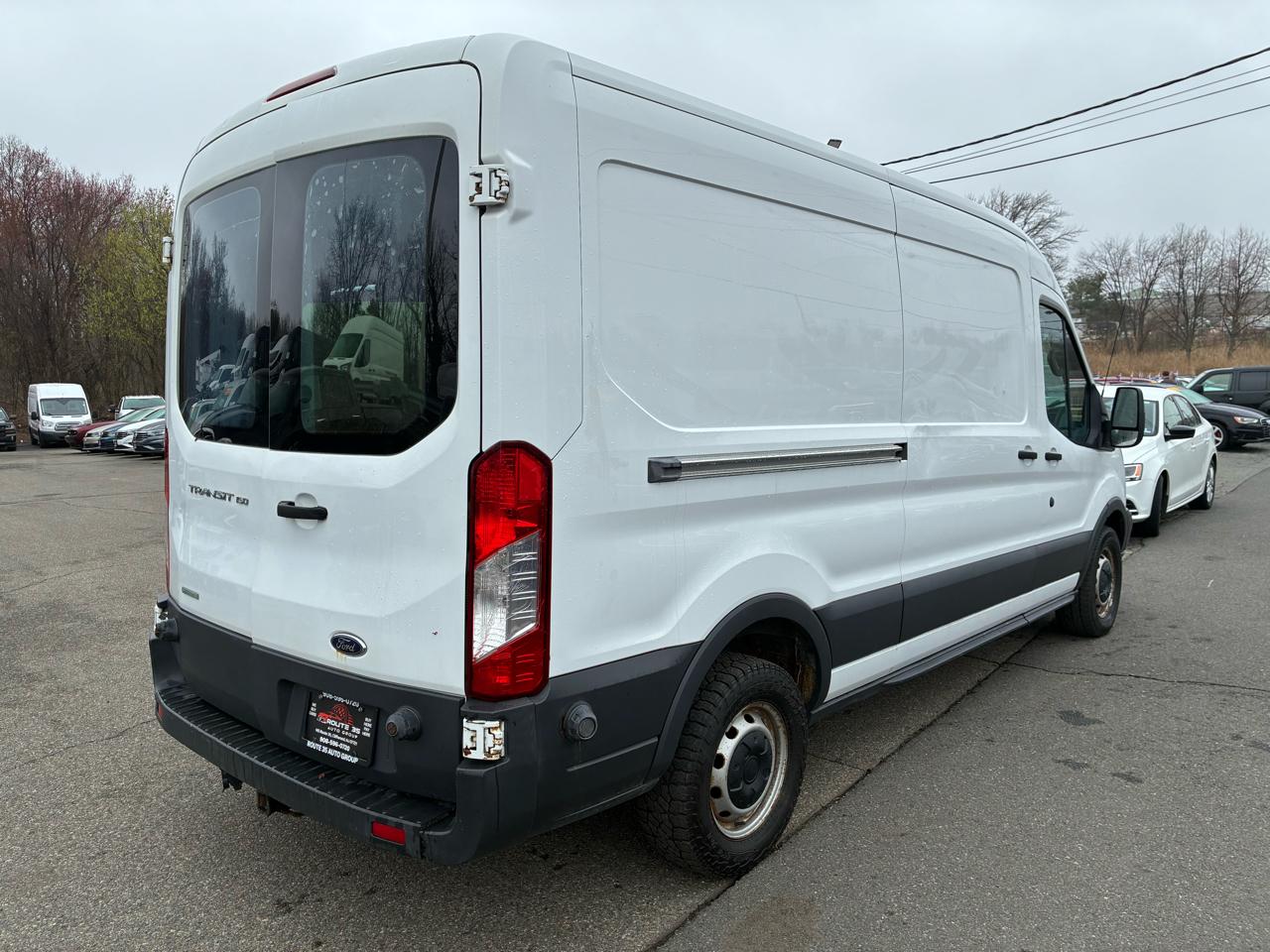 View vehicle photo 6