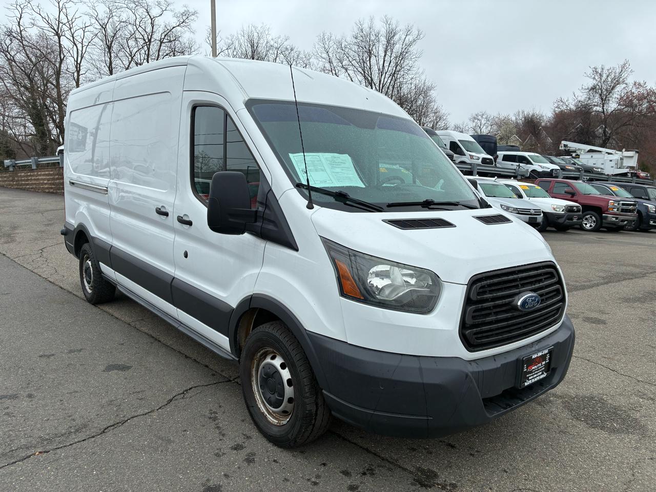 Ford Transit 150 Van Med. Roof w/Sliding Pass. 148-in. WB 2015
