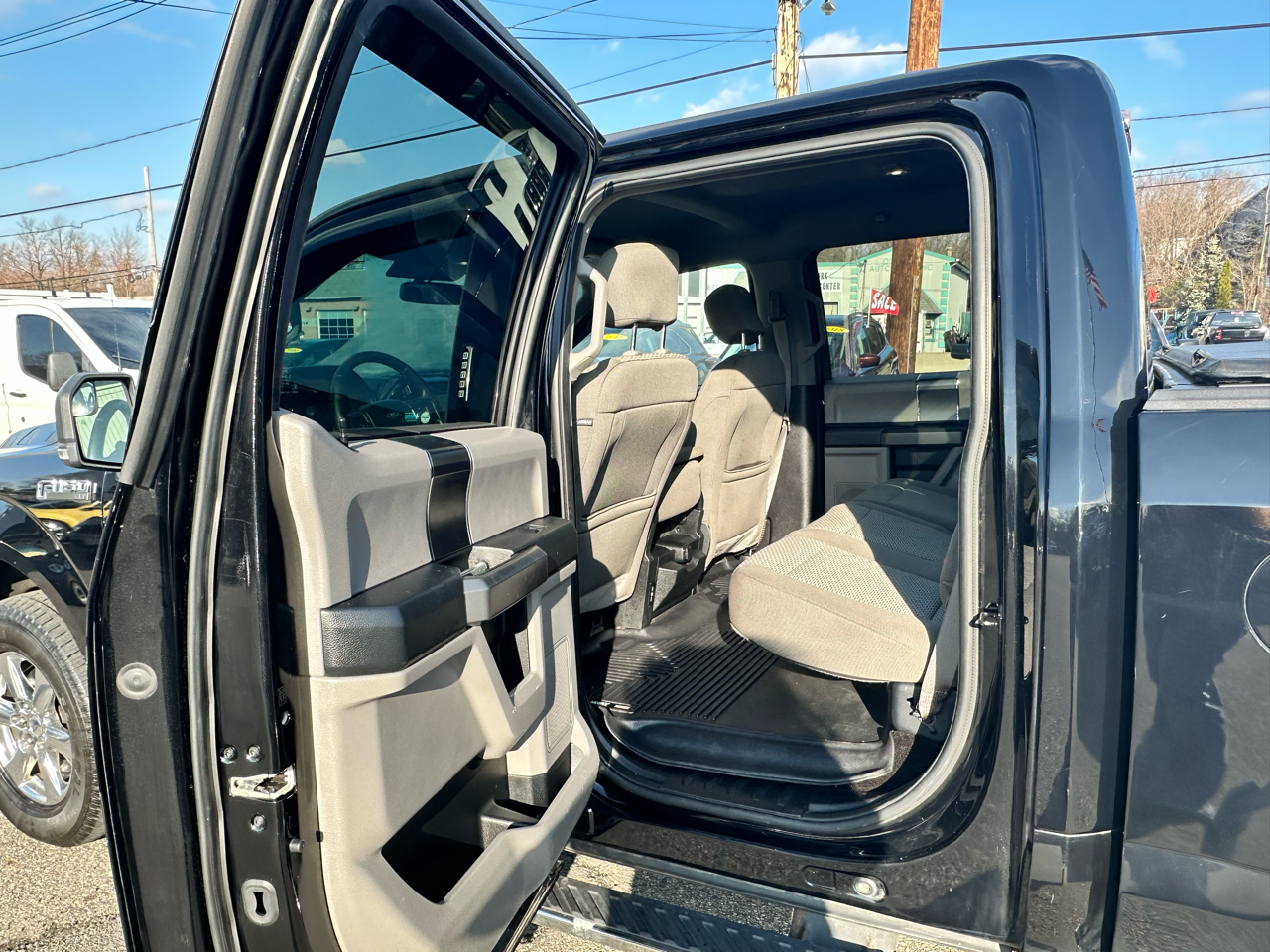 Ford F-150 XLT SuperCrew 5.5-ft. Bed 4WD 2018