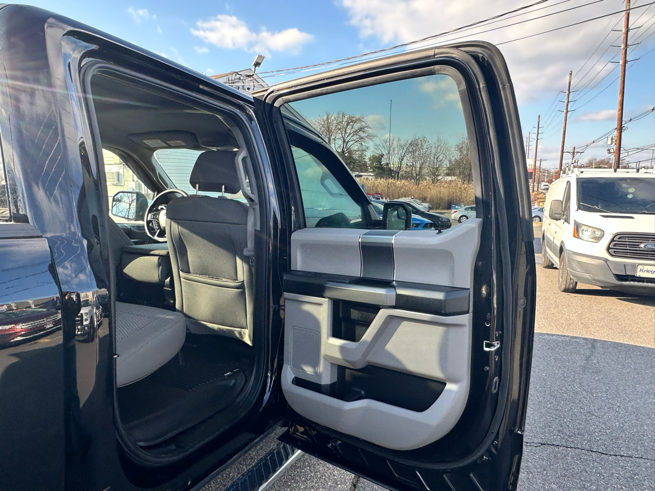 Ford F-150 XLT SuperCrew 5.5-ft. Bed 4WD 2018