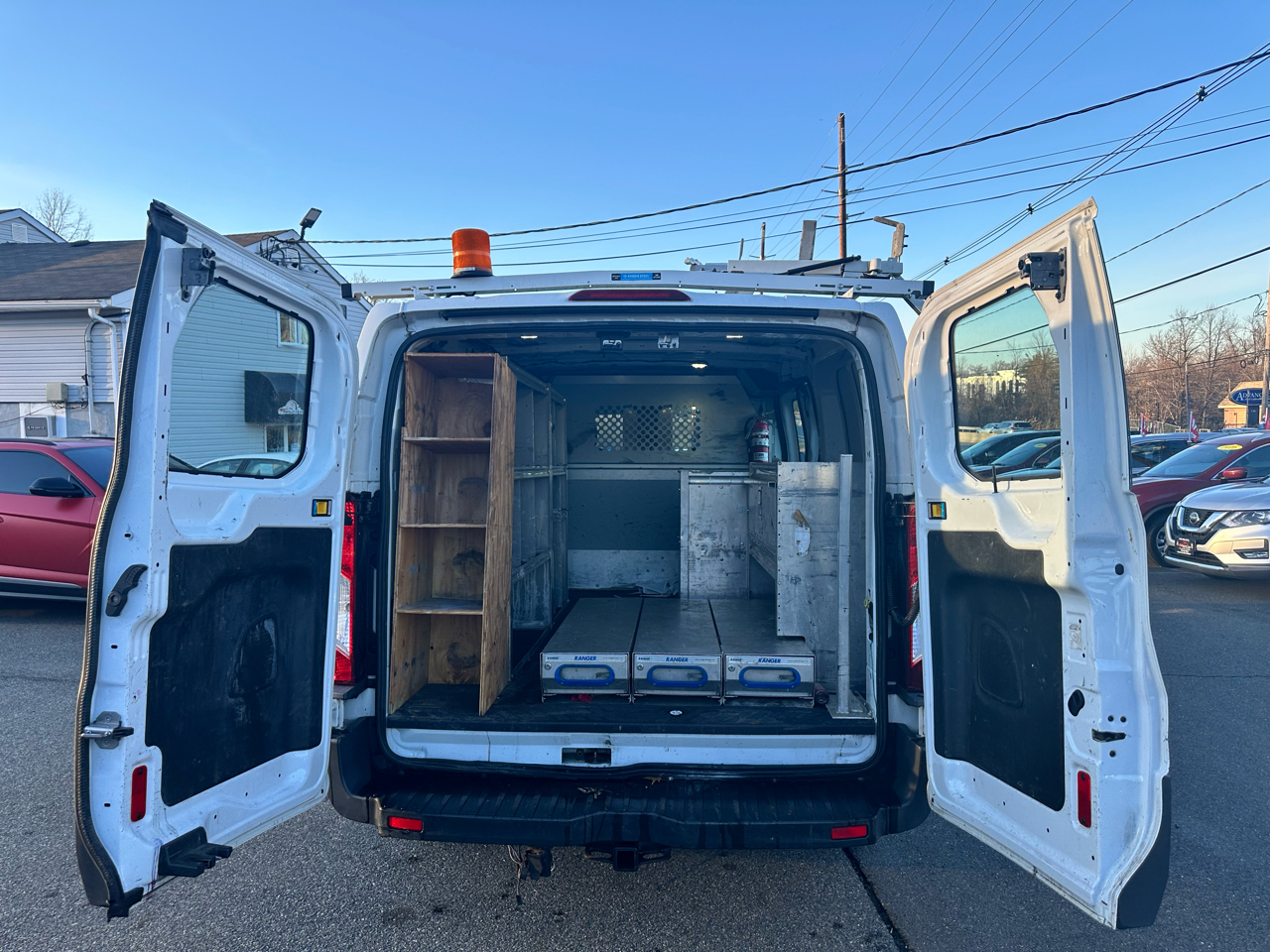 Ford Transit 250 Van Low Roof 60/40 Pass.130-in. WB 2015