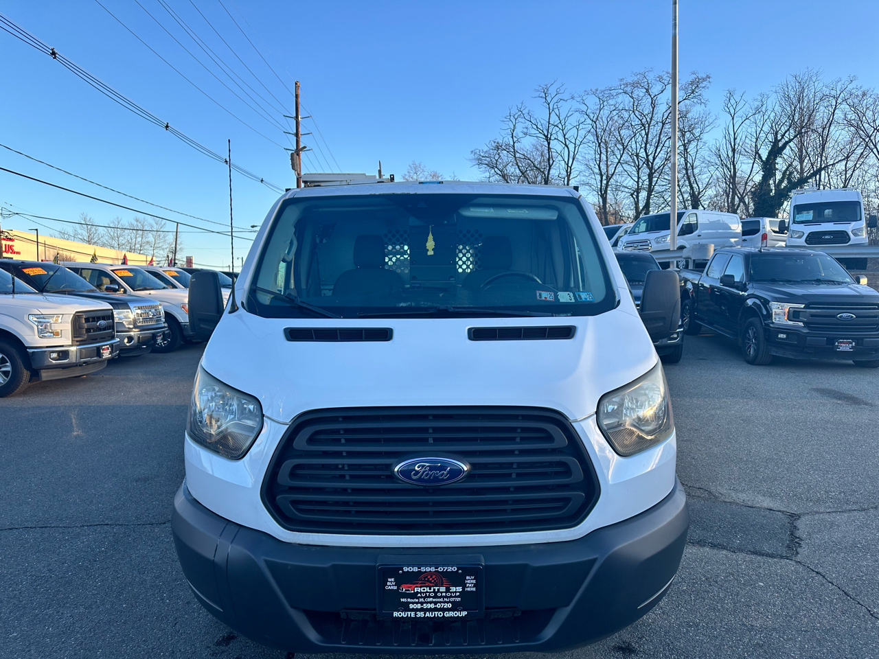 Ford Transit 250 Van Low Roof 60/40 Pass.130-in. WB 2015
