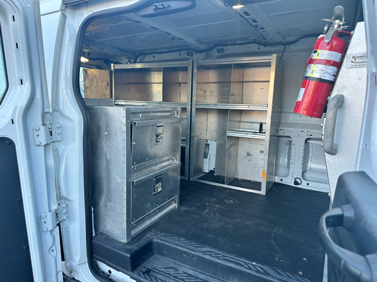 Ford Transit 250 Van Low Roof 60/40 Pass.130-in. WB 2015