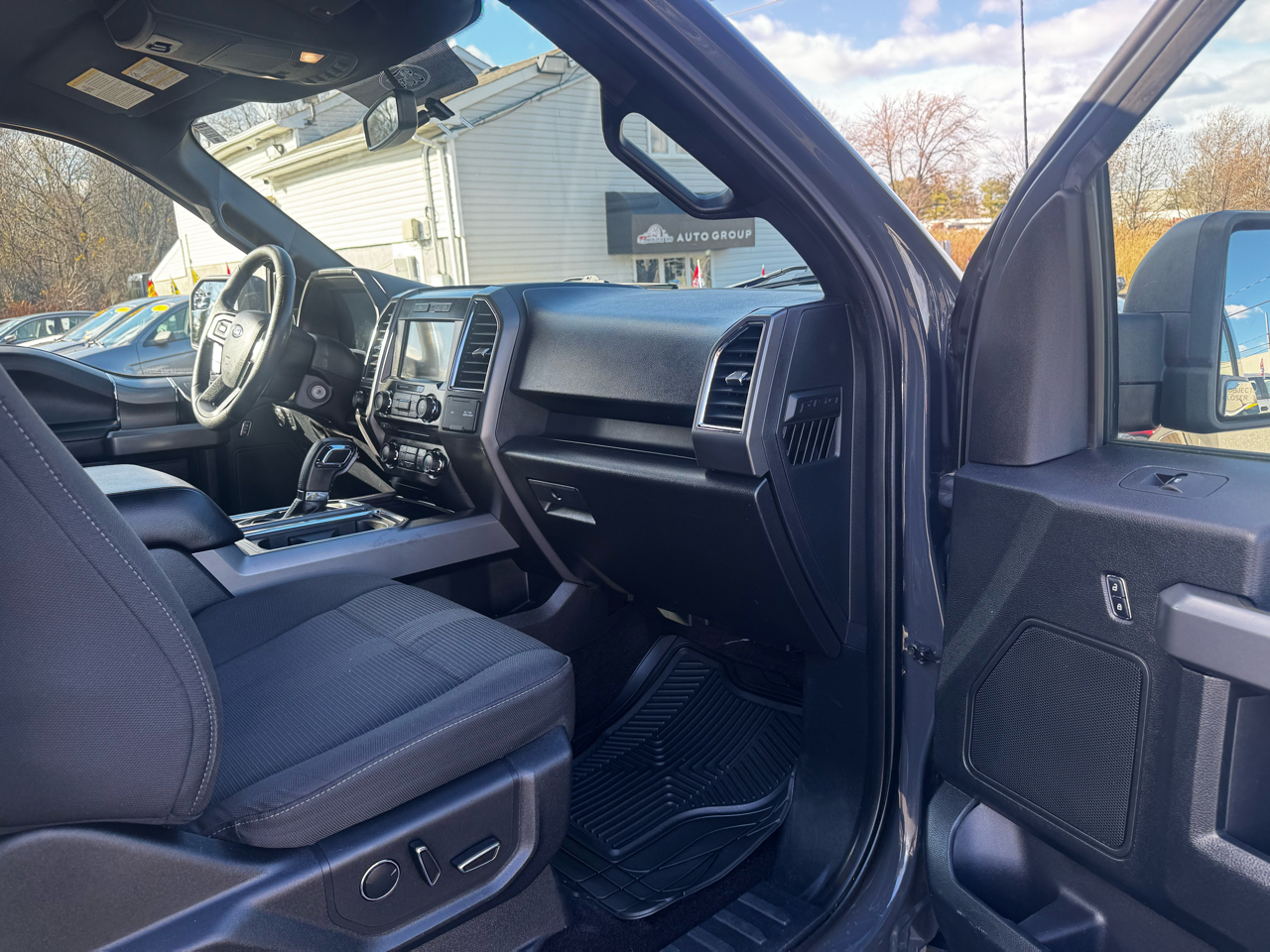 Ford F-150 XLT SuperCrew 4WD 2016