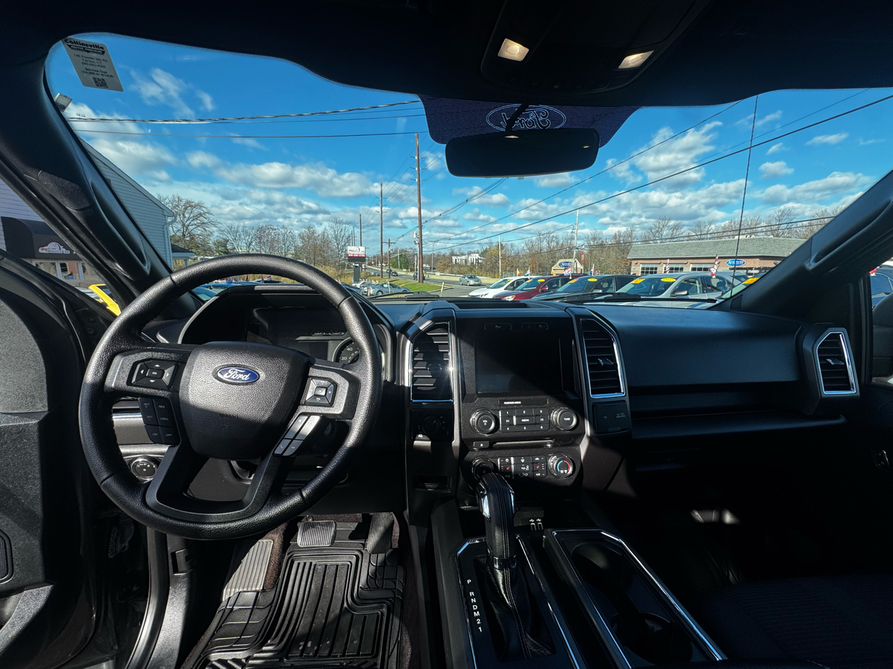 Ford F-150 XLT SuperCrew 4WD 2016