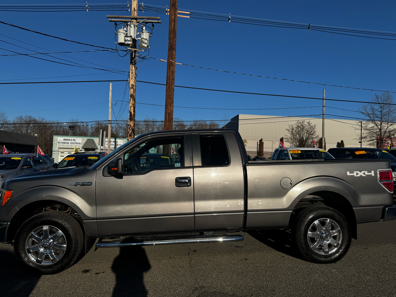 Ford F-150 XLT SuperCab 8-ft. Bed 4WD 2013