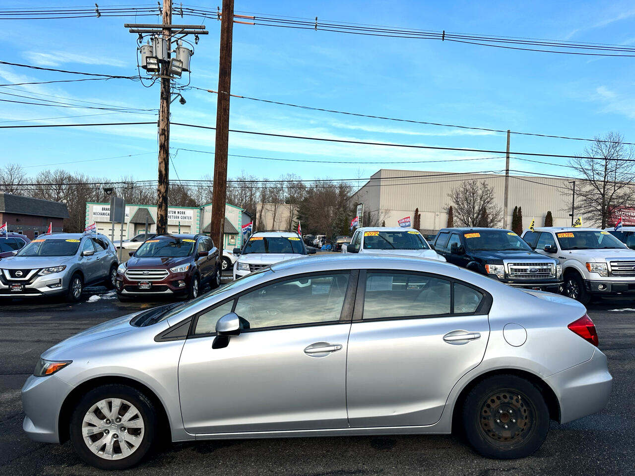 Honda Civic LX Sedan 5-Speed AT 2012