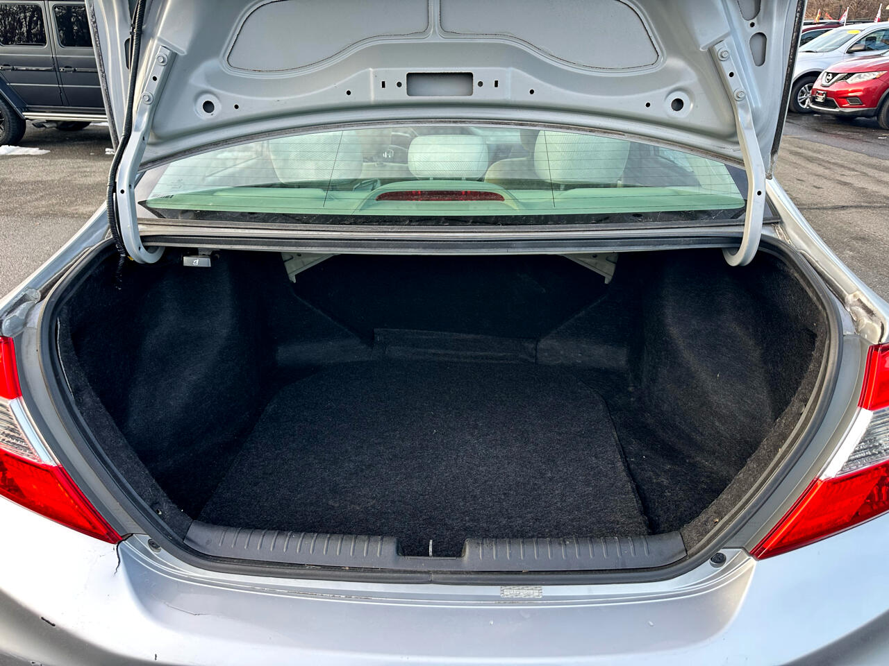 Honda Civic LX Sedan 5-Speed AT 2012