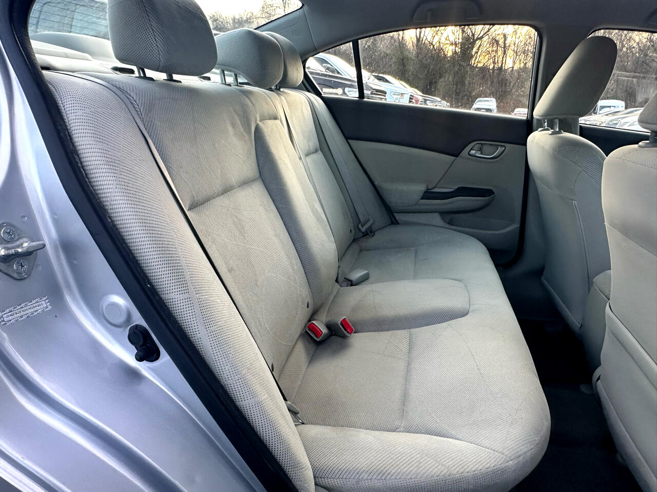 Honda Civic LX Sedan 5-Speed AT 2012