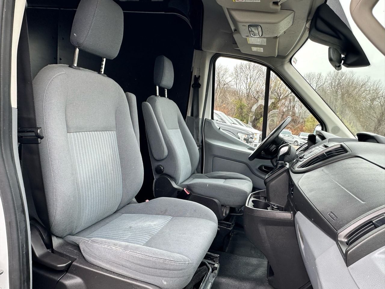 Ford Transit 150 Van Med. Roof w/Dual Sliding 148-in. WB 2015