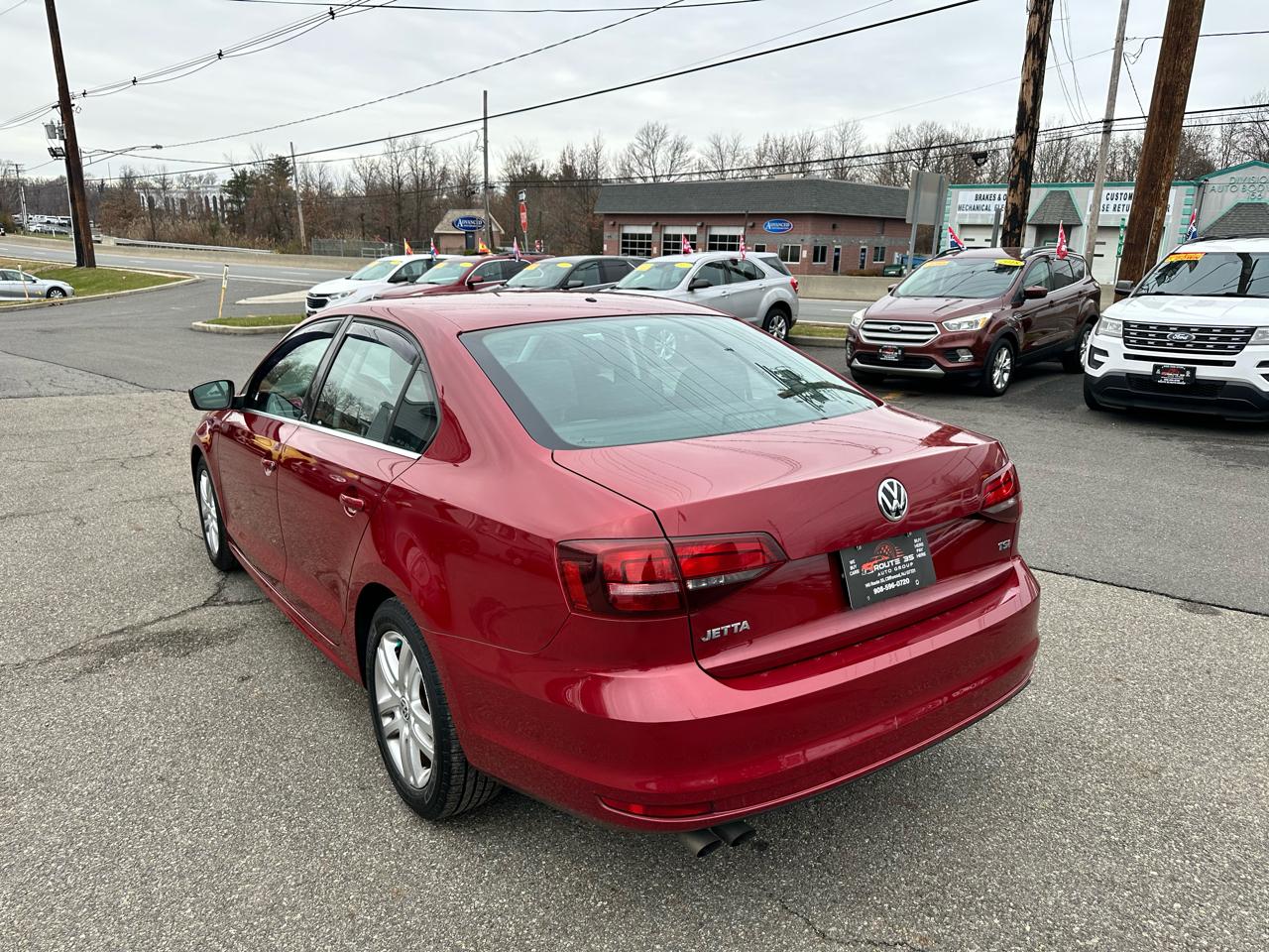 Volkswagen Jetta 1.4T S 6A 2017