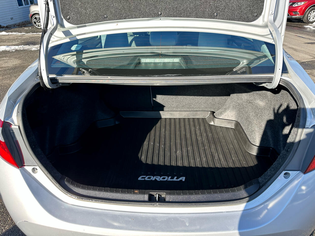 Toyota Corolla LE CVT 2016