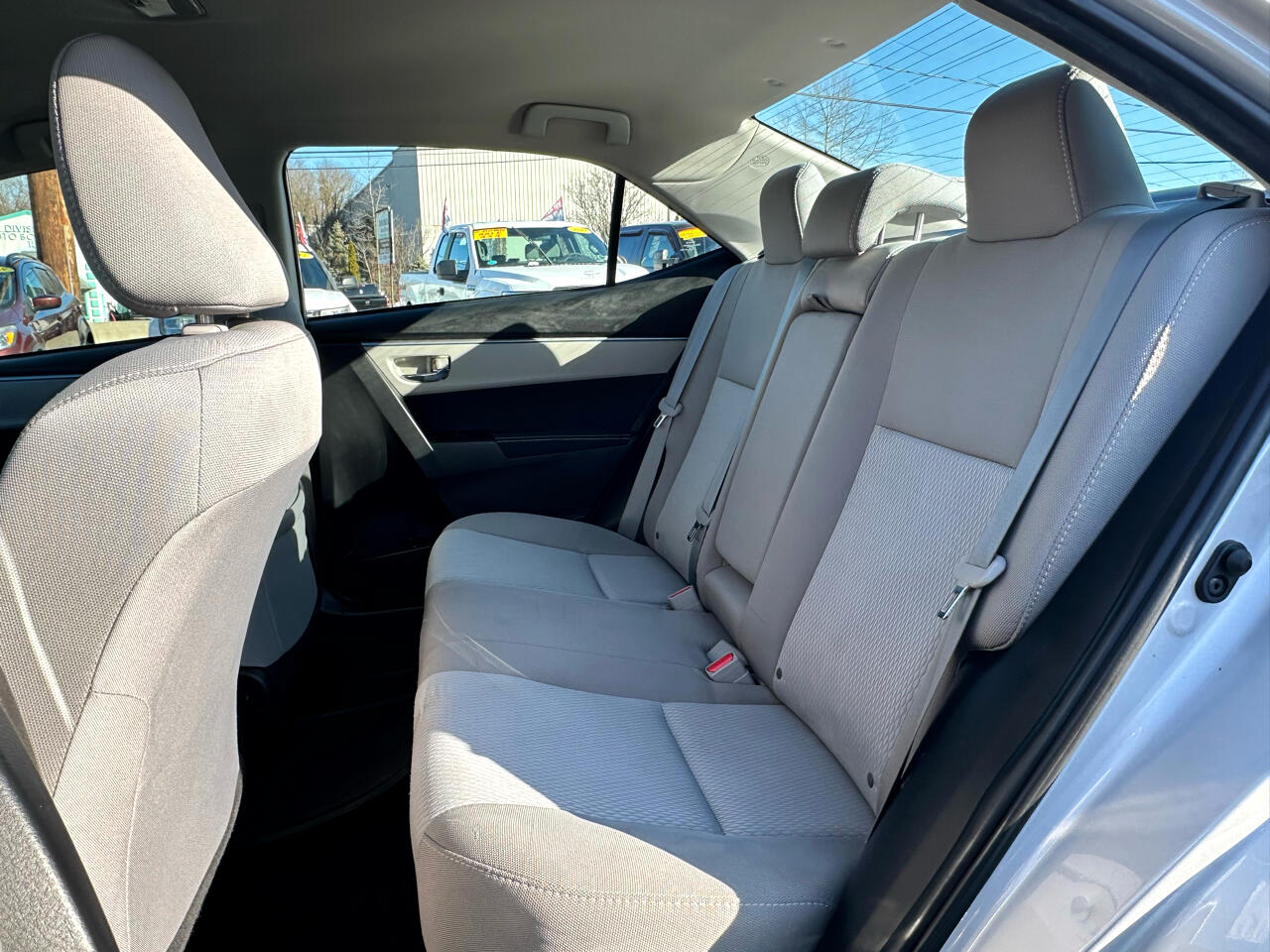 Toyota Corolla LE CVT 2016