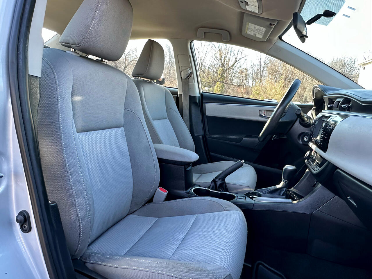 Toyota Corolla LE CVT 2016