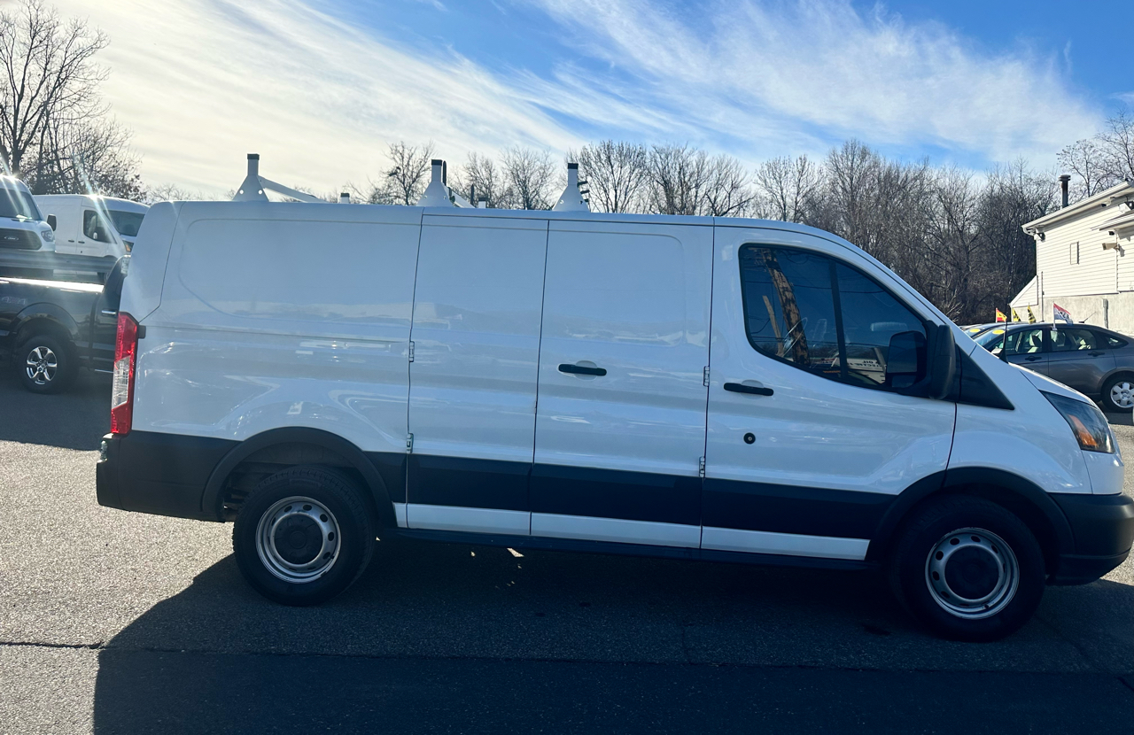 Ford Transit 150 Van Low Roof 60/40 Pass. 130-in. WB 2016