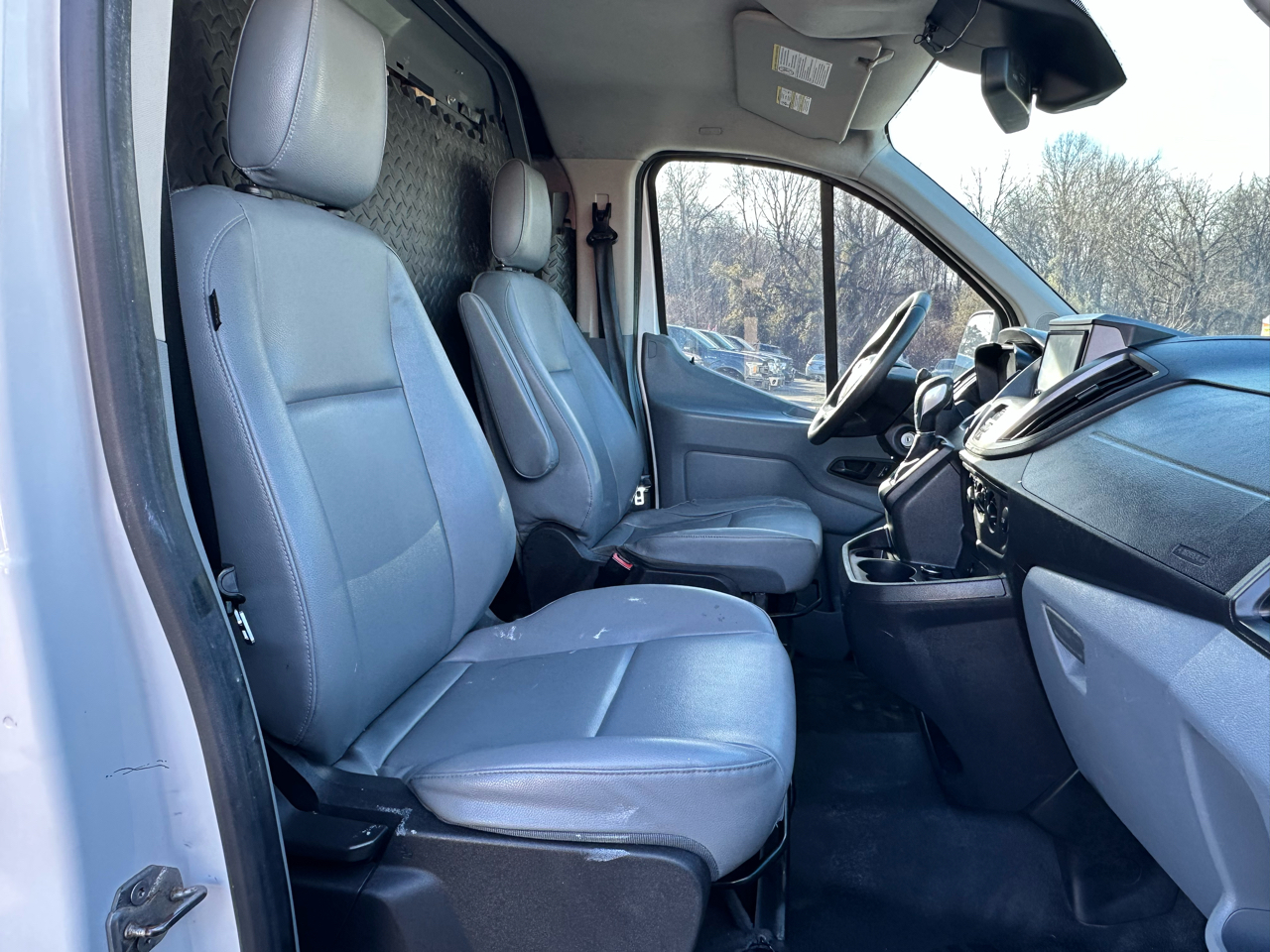 Ford Transit 150 Van Low Roof 60/40 Pass. 130-in. WB 2016