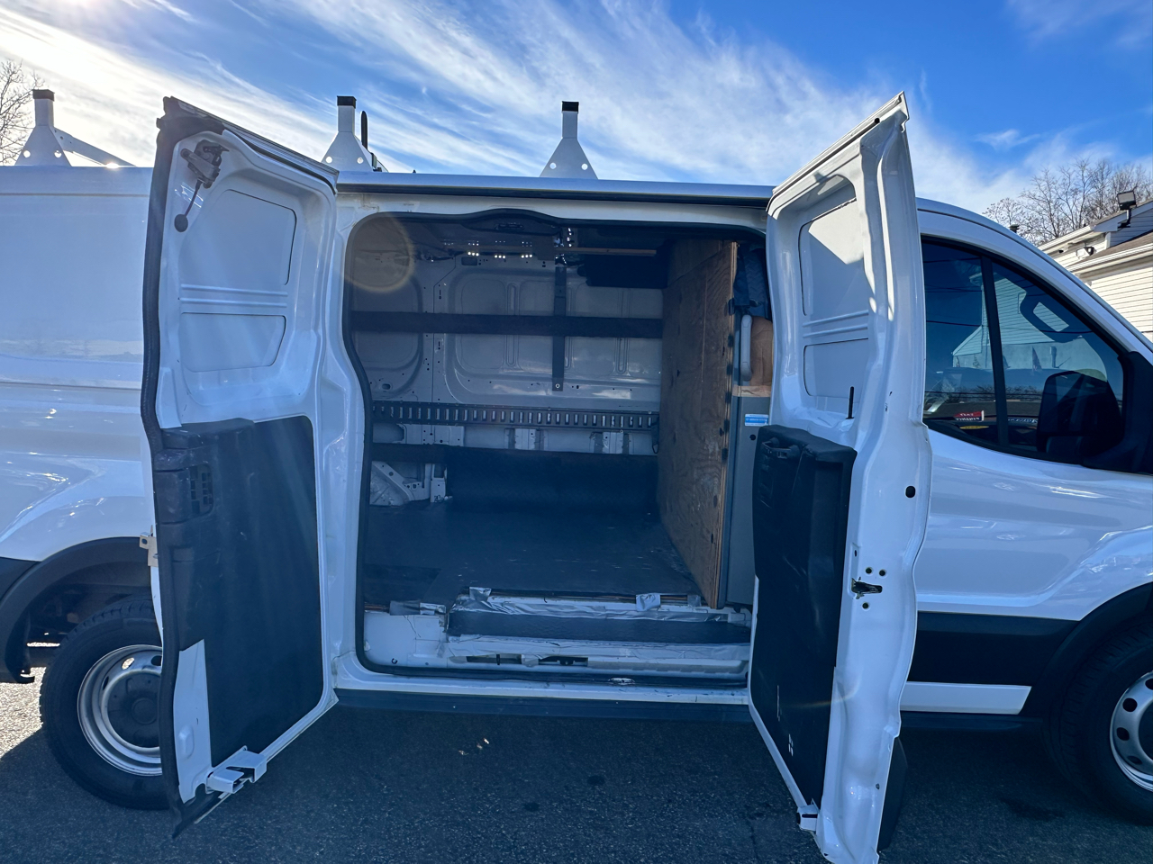 Ford Transit 150 Van Low Roof 60/40 Pass. 130-in. WB 2016