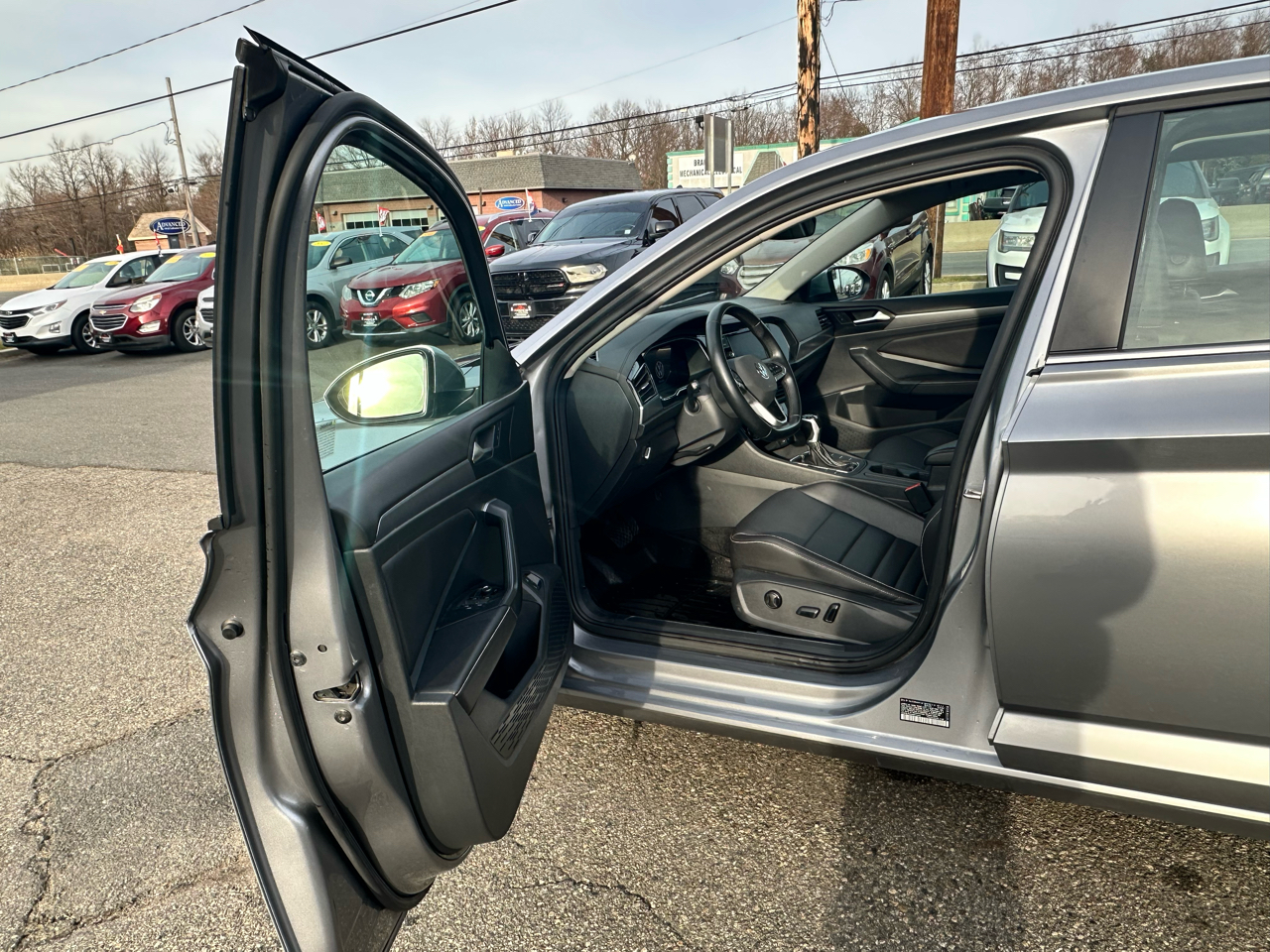 Volkswagen Jetta SE 2024