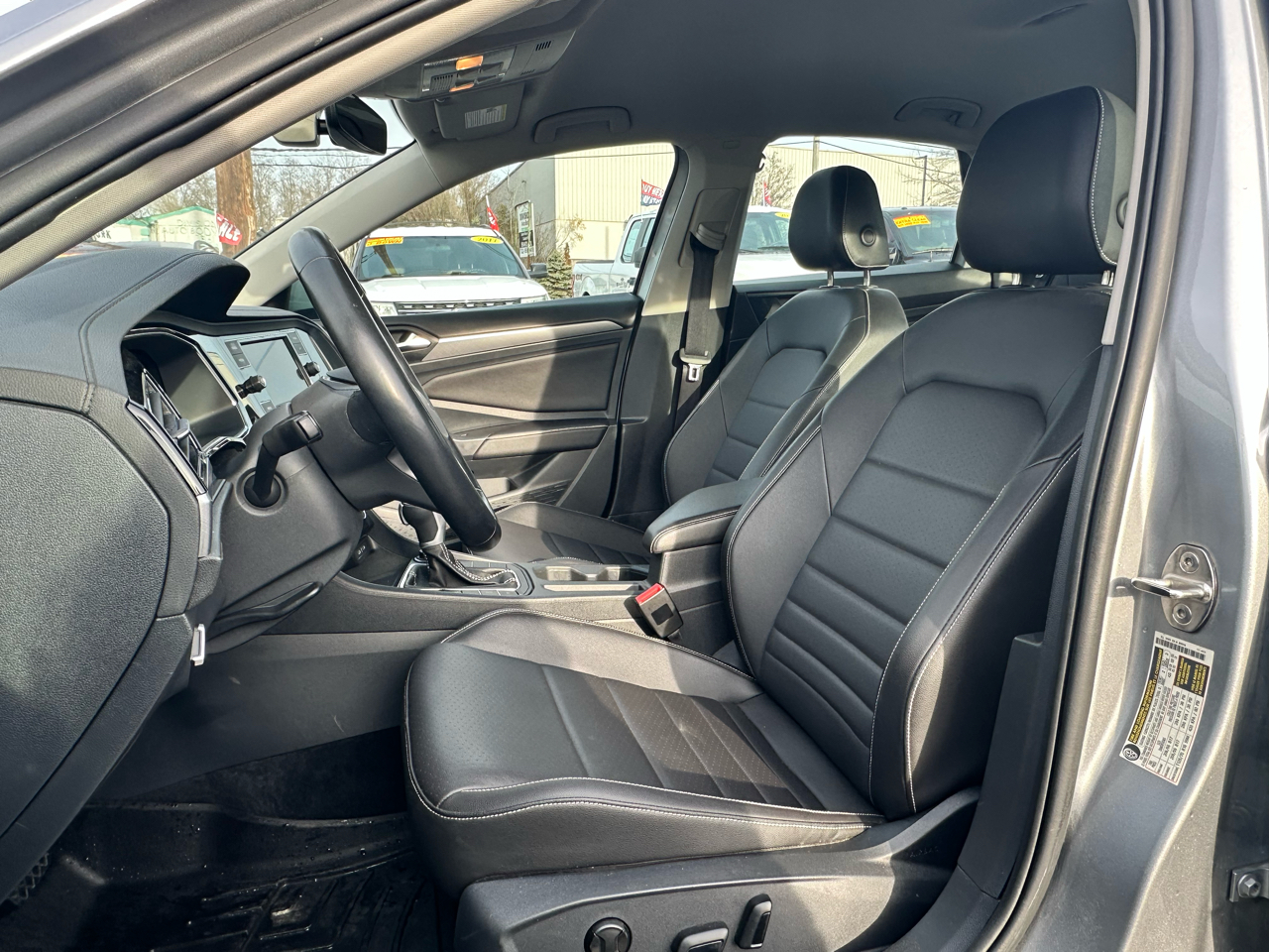 Volkswagen Jetta SE 2024