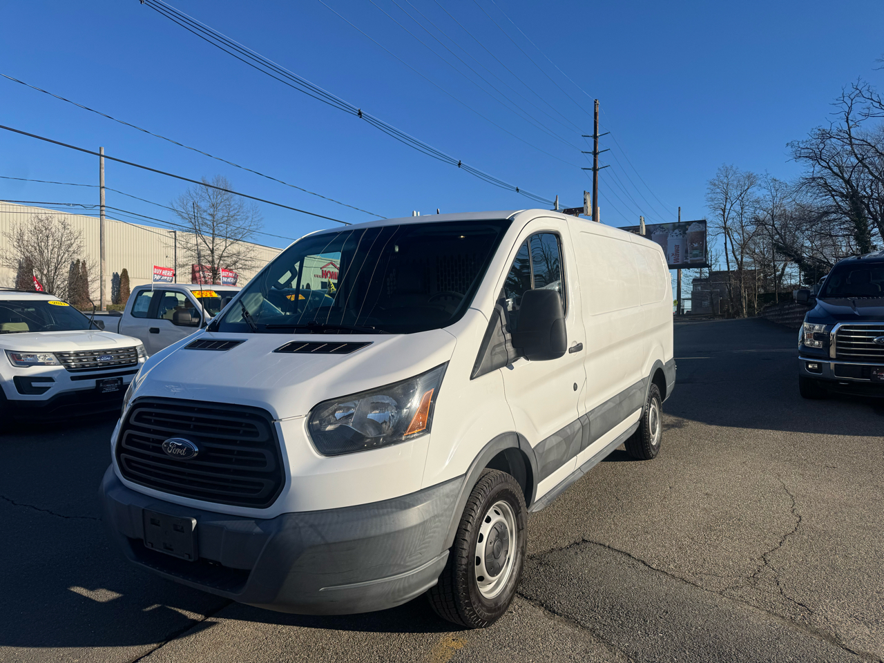 2016 Ford Transit Base's photo