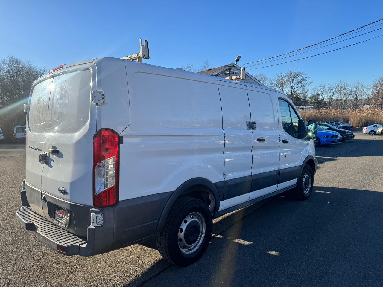 Ford Transit 250 Van Low Roof 60/40 Pass.130-in. WB 2016