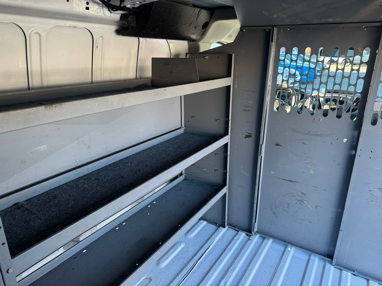 Ford Transit 250 Van Low Roof 60/40 Pass.130-in. WB 2016