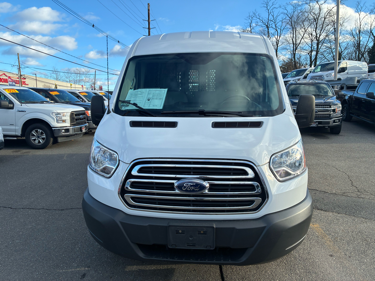 Ford Transit 250 Van Med. Roof w/Sliding Pass. 148-in. WB 2015