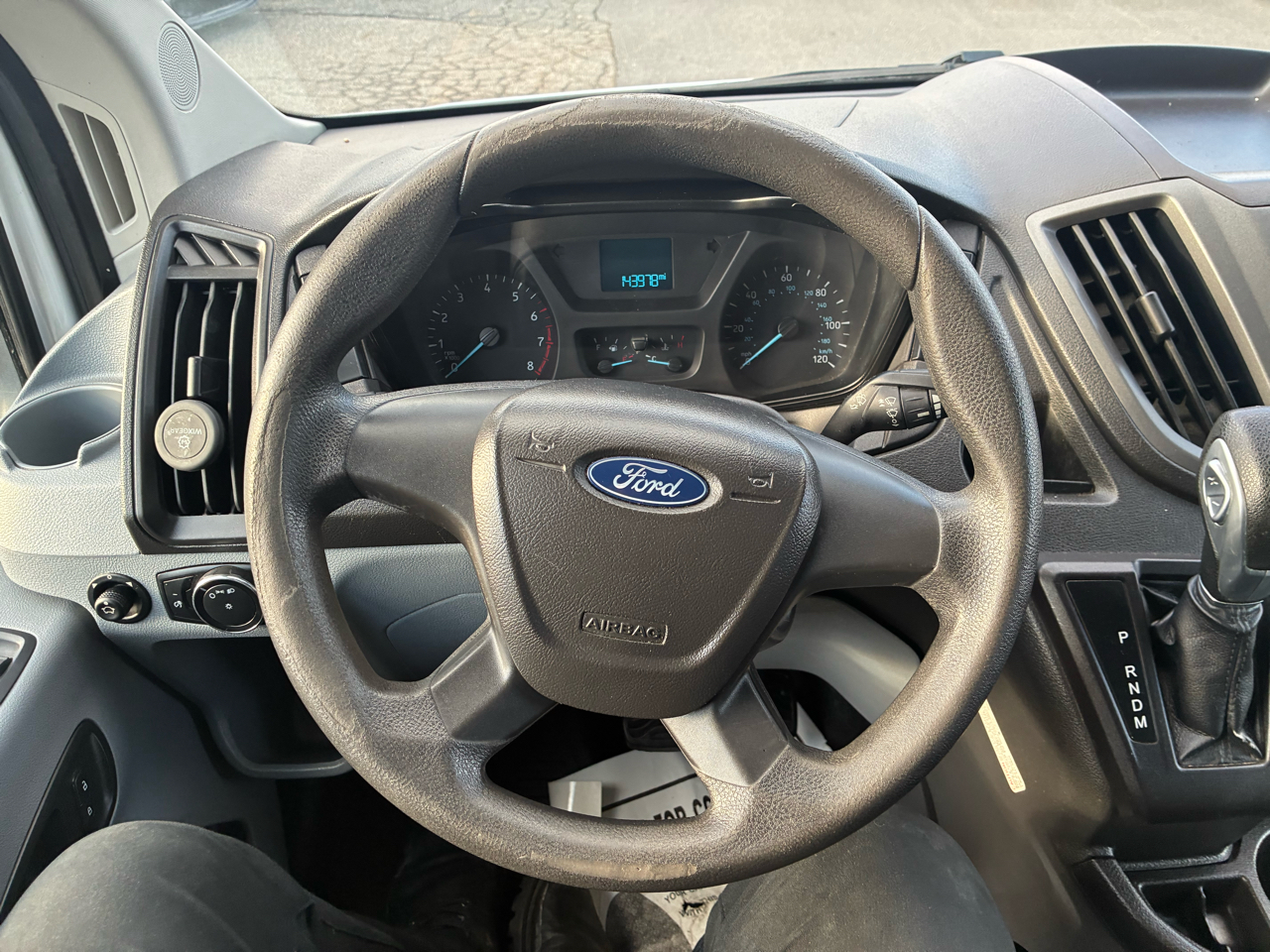 Ford Transit 250 Van Med. Roof w/Sliding Pass. 148-in. WB 2015