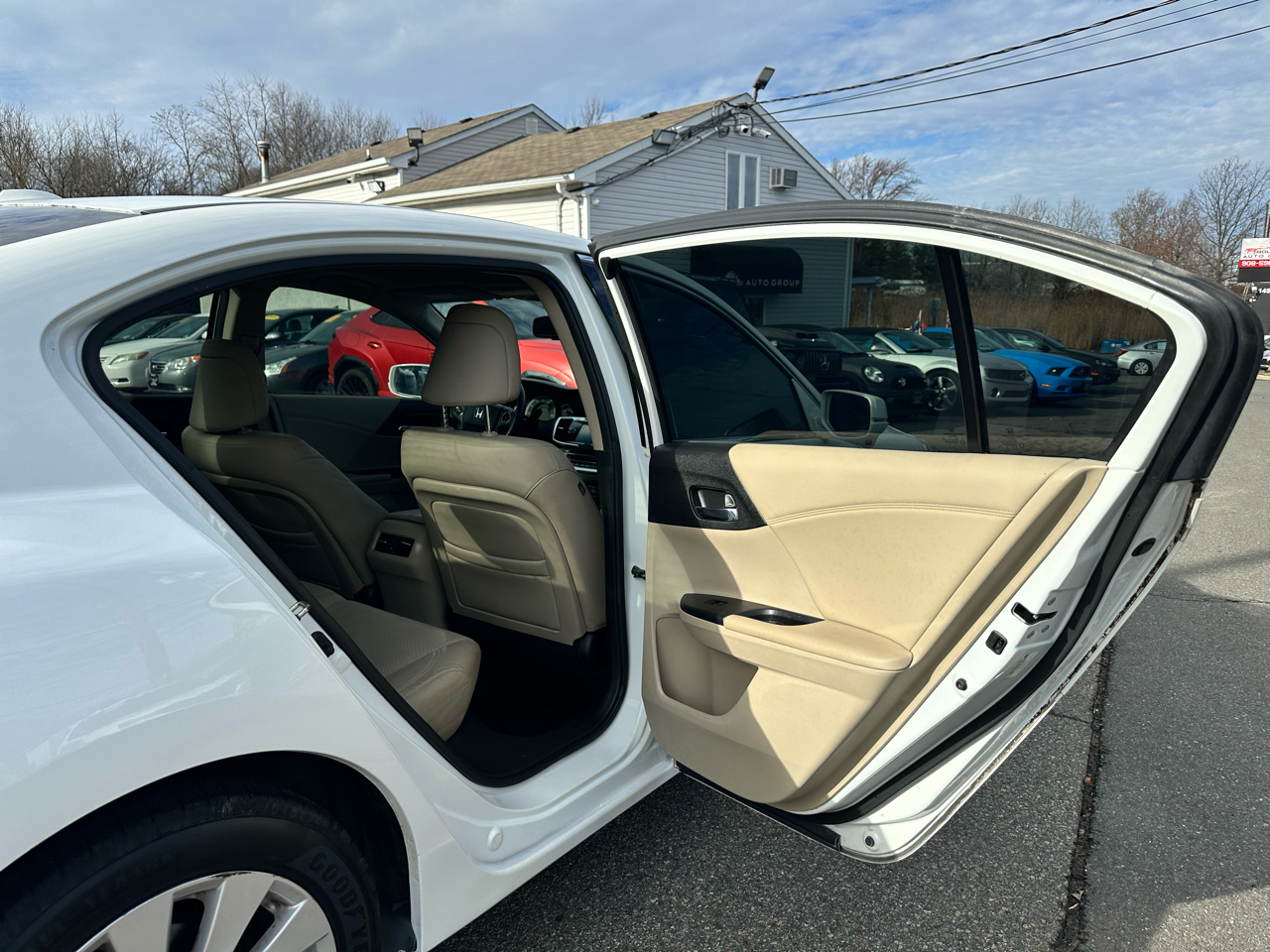 Honda Accord EX-L V6 Sedan AT with Navigation 2014