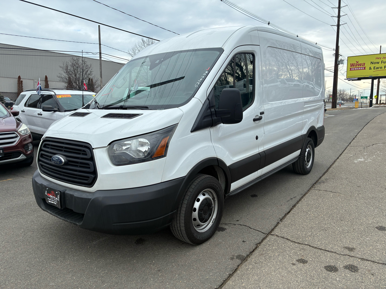 2019 Ford Transit Base's photo
