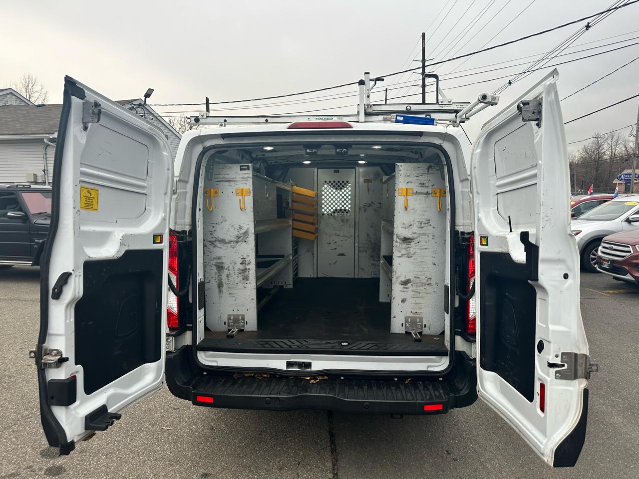 Ford Transit 250 Van Low Roof 60/40 Pass.130-in. WB 2019