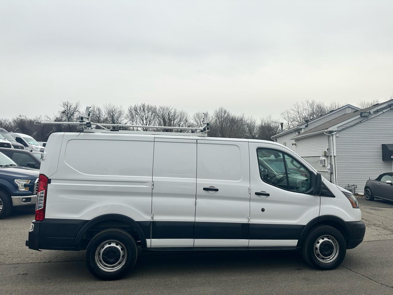 Ford Transit 250 Van Low Roof 60/40 Pass.130-in. WB 2019
