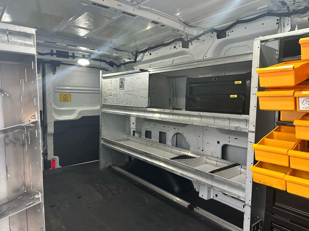 Ford Transit 250 Van Low Roof 60/40 Pass.130-in. WB 2019