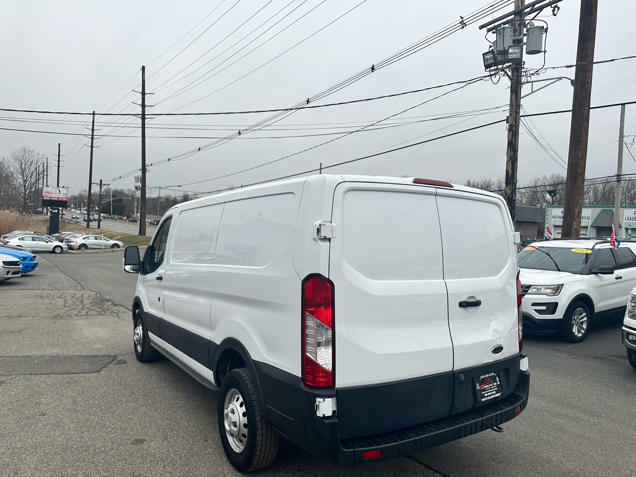 Ford Transit 150 Van Low Roof w/Sliding Pass. 148-in. WB 2021
