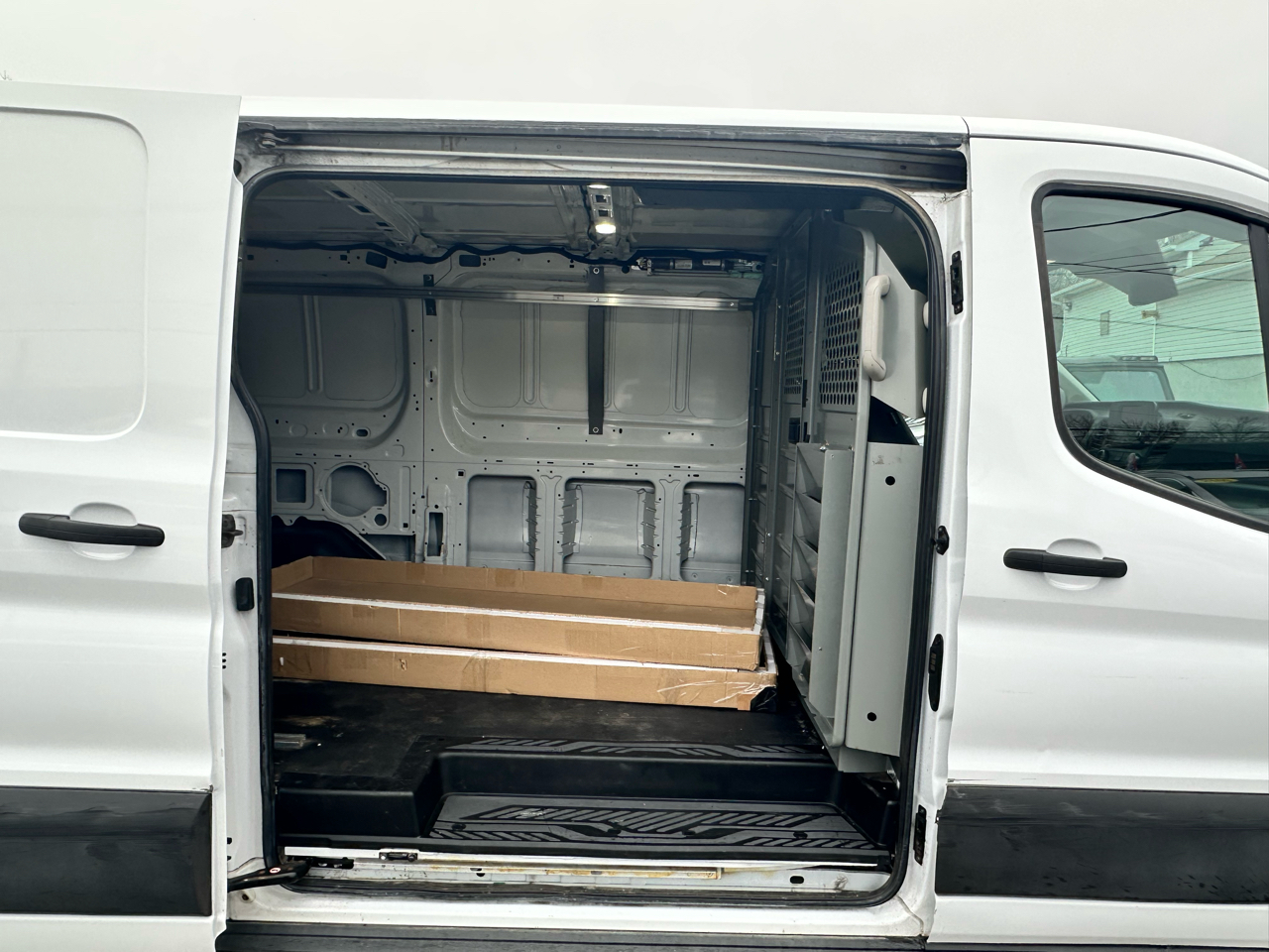 Ford Transit 150 Van Low Roof w/Sliding Pass. 148-in. WB 2021