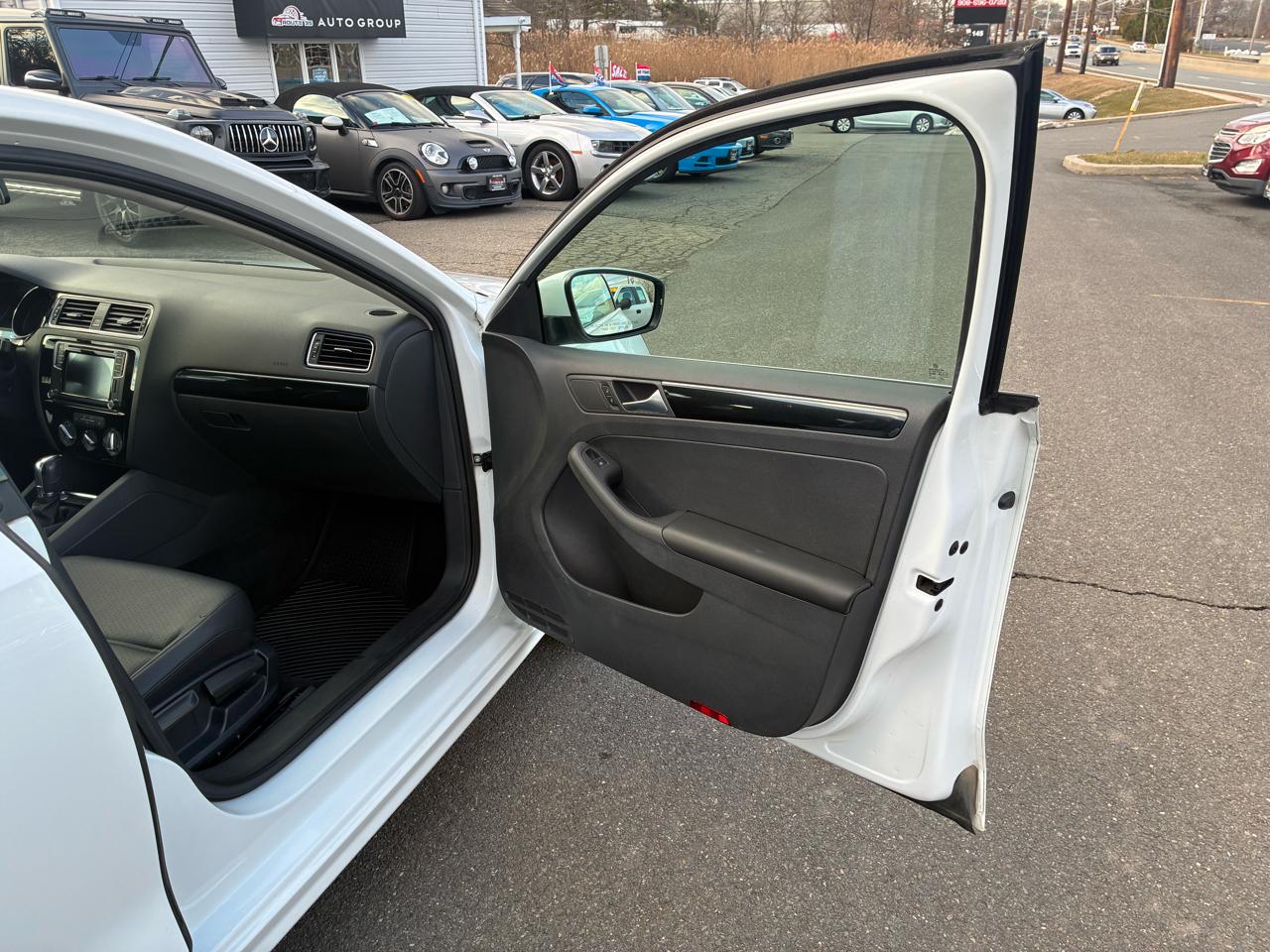 Volkswagen Jetta 1.4T SEL Premium 8A 2016