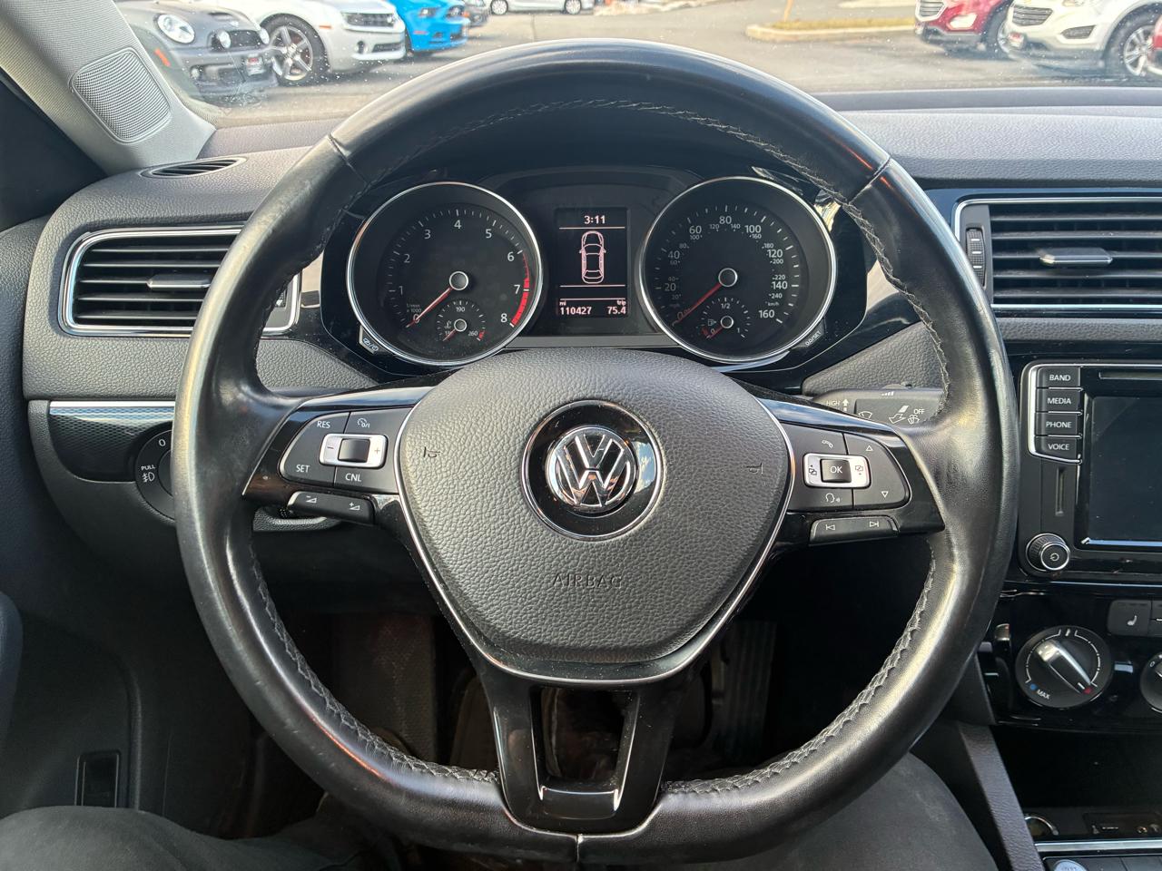 Volkswagen Jetta 1.4T SEL Premium 8A 2016