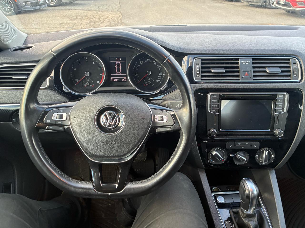 Volkswagen Jetta 1.4T SEL Premium 8A 2016