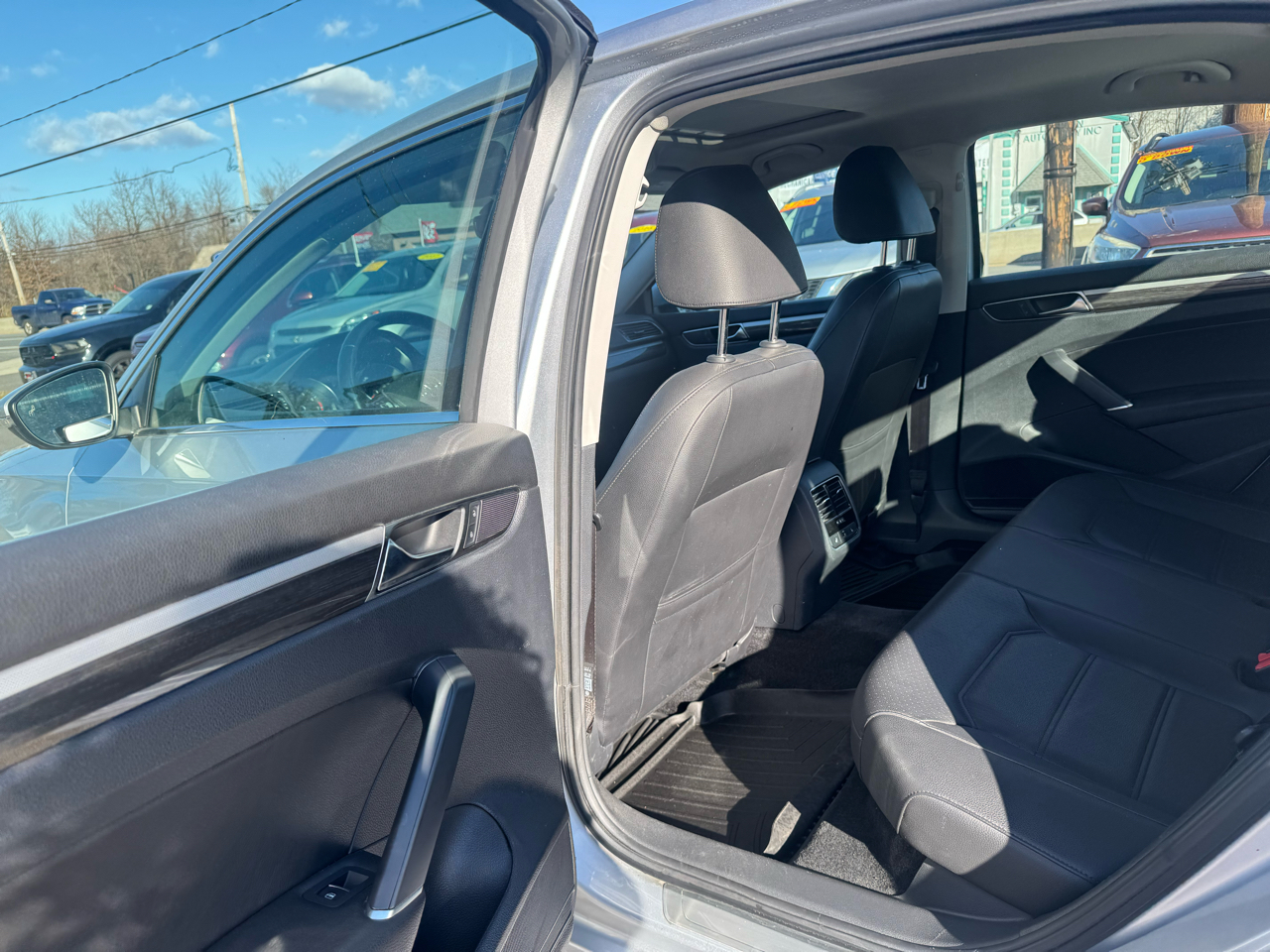 Volkswagen Passat 1.8T SE Auto 2017