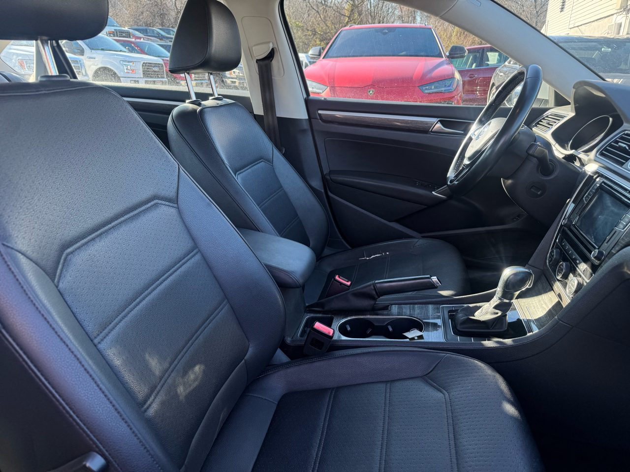 Volkswagen Passat 1.8T SE Auto 2017