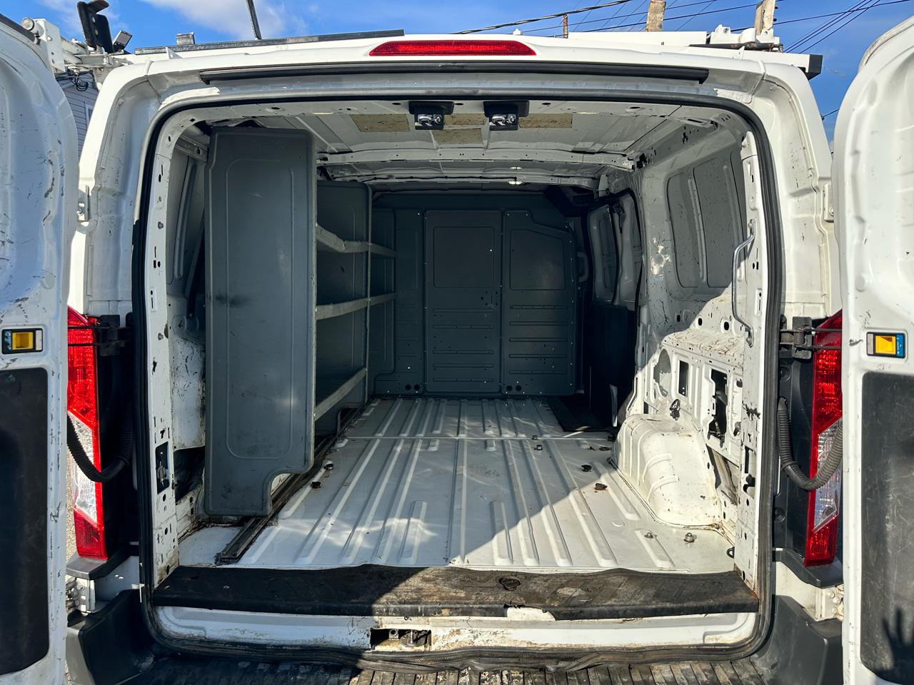 Ford Transit 150 Van Low Roof 60/40 Pass. 130-in. WB 2016