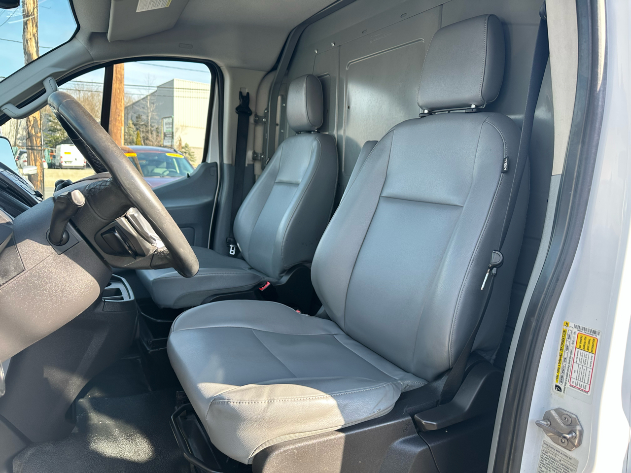 Ford Transit 150 Van Low Roof 60/40 Pass. 130-in. WB 2016