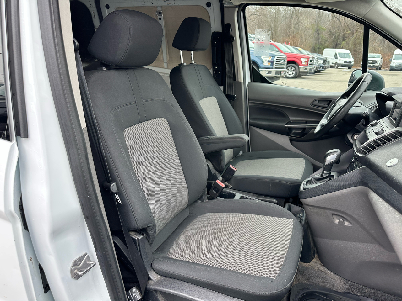 Ford Transit Connect Cargo Van XL LWB 2022