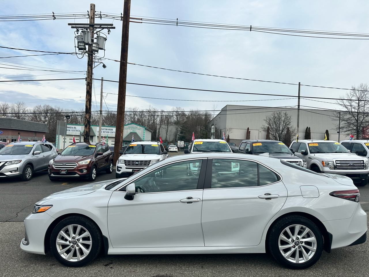 Toyota Camry LE 2023