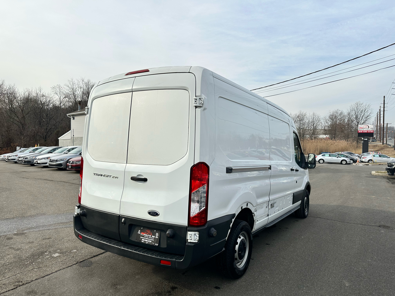 Ford Transit 250 Van Med. Roof w/Sliding Pass. 148-in. WB 2016