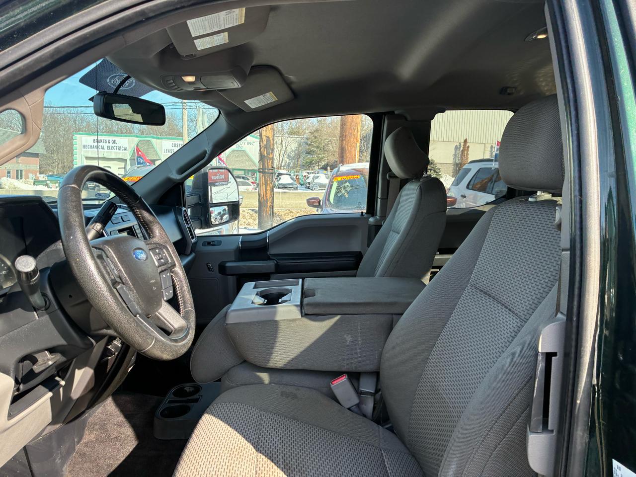 Ford F-150 XLT SuperCrew 4WD 2016