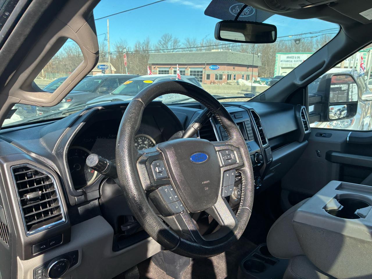 Ford F-150 XLT SuperCrew 4WD 2016