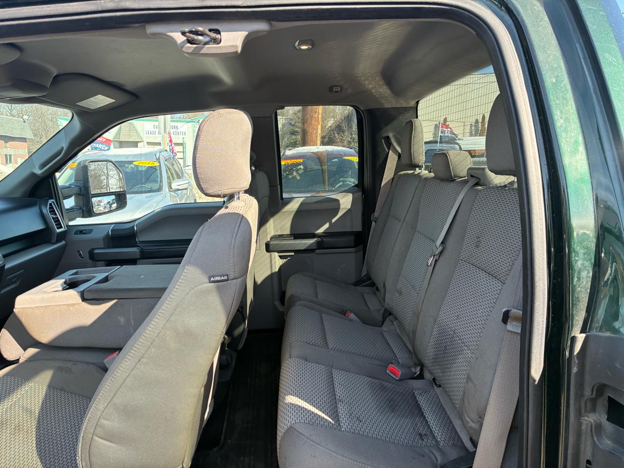 Ford F-150 XLT SuperCrew 4WD 2016